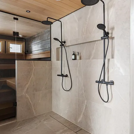 Serenity - Hot Tub & Sauna * Levi